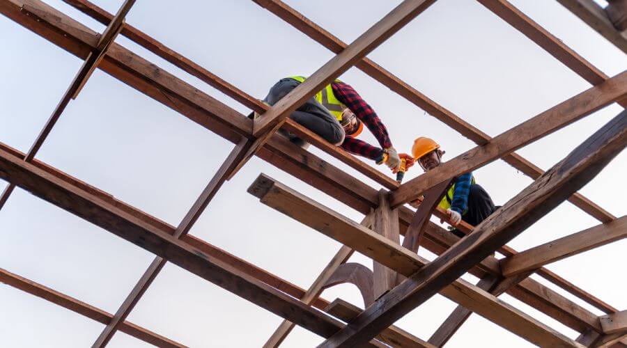 Expert Emergency Roof Repairs services in Lanark Village, FL